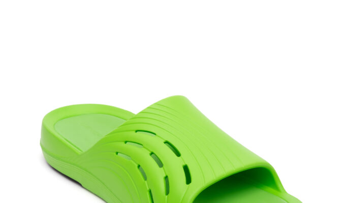 Review: Enertor Recovery Slide A green recovery slide on white background