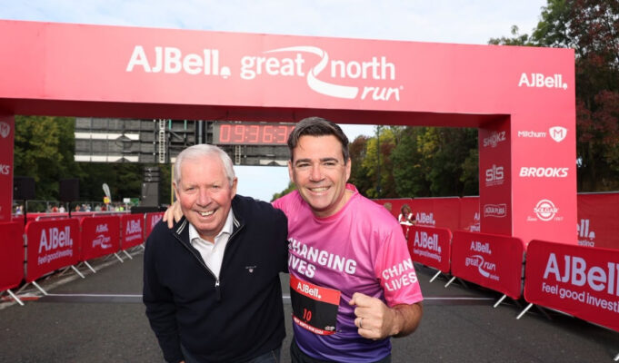 Great North Run makes history Andy Burnham poses with Brendan Foster in front of the start line
