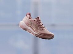 ASICS launches GEL-NIMBUS 29 A pink running shoe that looks like it's floating